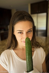 Young Cass Enjoy Veggie And Fruit Stuffing