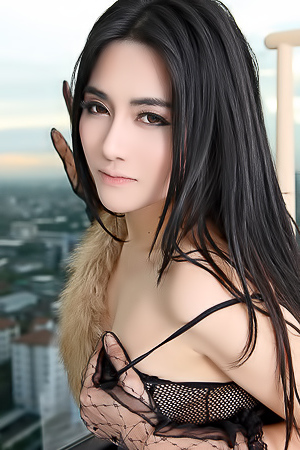 Kinky Asian Namfa Strips Topless