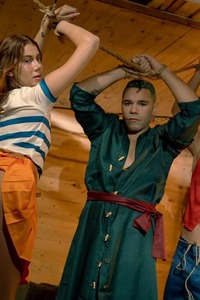 Stella Lux In Threeway Is The Perfect Scene For One Piece XXX: A Porn Parody