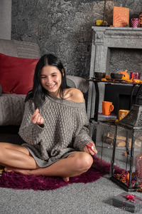 Sonja Gorgeous Brunette With Fresh Pussy