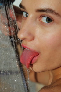 Gloria Sol Wonderful And Famous Babe Spreads Her Legs 