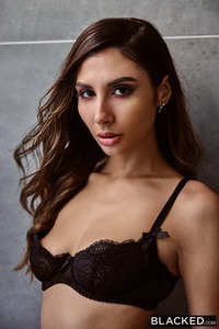 Sexy Pornstar Gianna Dior Cant Ignore Big Black Cock