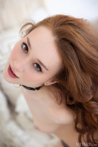 Alice Mido Grabbing Her Peachy Ass Cheeks As She Goes Face Down On The Bed