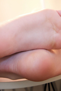 Maya Sinn Shows Perky Breasts And Perfect Booty In The Most Inviting Manner