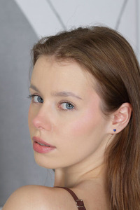 Lalli Sexy Exhibitionist Is Soon Perfectly Naked