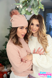 Chanel Camryn And Molly Little Sexy Girls Have 3some Sex Party