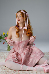 Beautiful Babe Elly Clutch As April 2024 All Star