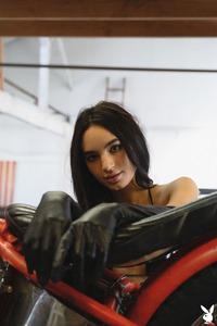 Sarah Mollica Naked Girl With Sexy Body