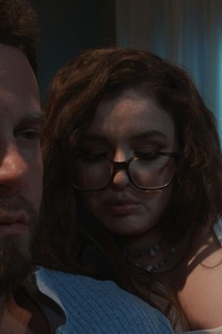 Leana Lovings Gives Blowjob And Deepthroat In Doggy Style