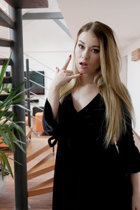 Misha Cross In Virtual Reality