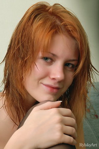 Redhead Teen Angel Itna Shows Her Sexy Body