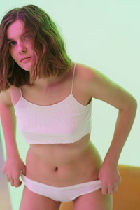 Lana Broks Nude Chick Reveal Her Shaved Pussy