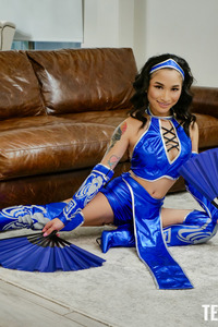 Sami Parker And Daisy Stone And Brooklyn Gray And Avery Black In Cosplay Compilation