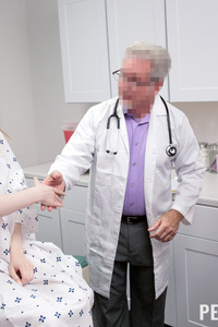 Lilly James And Ailee Anne Explain An Experimental