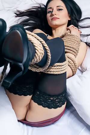 Eva Kahil In Rope