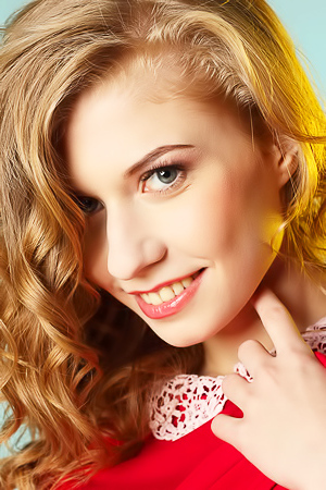 Small Titted Teen Eva Gold Touch Her Pussy