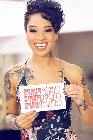 Interview with Honey Gold