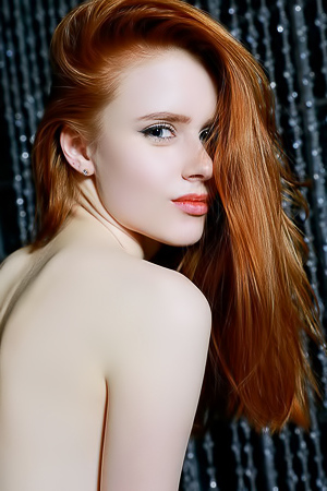 Ginger chick amazes her fans with her real beauty