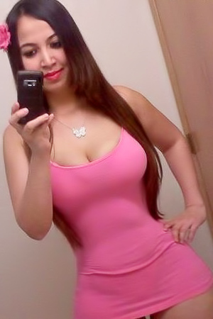 Thick Girl Tiny Outfits-1