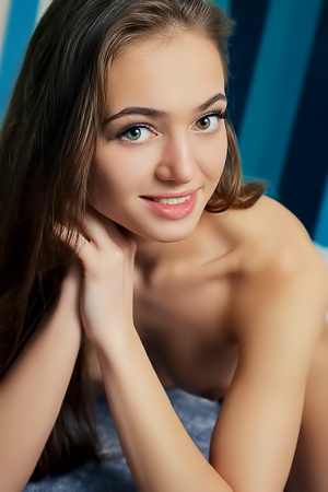 Ukrainian Cutie Angely Grace Is An Erotic Dream