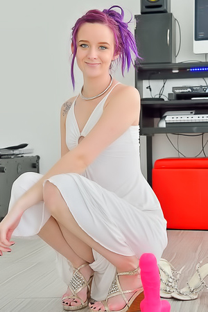 Jessica FTV Hot Jessica FTV takes full fist into her tight asshole