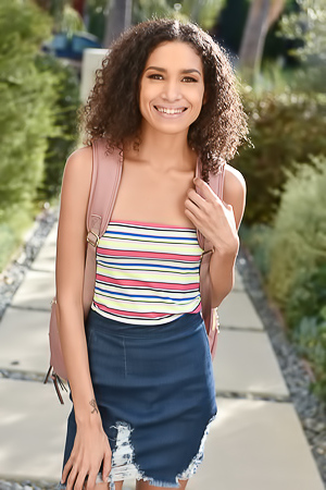 Natasha Ianova And Gia Gelato Feel Good With Orgasmic Attention