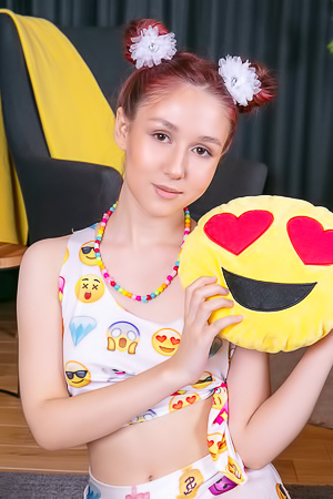 Hot girl in a cute outfit porn pic gallery