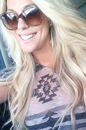 Gisele Takes Some Sexy Nude Selfies