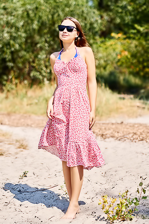 Yenn Cat Perfect Companion For Summer Fun