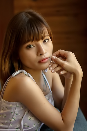 Oopeve Sunlight Dances Across The Asian Cutie’s Slender Figure