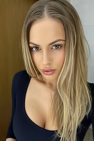 Polish Supermom Oliwia Podgorska porn pics gallery