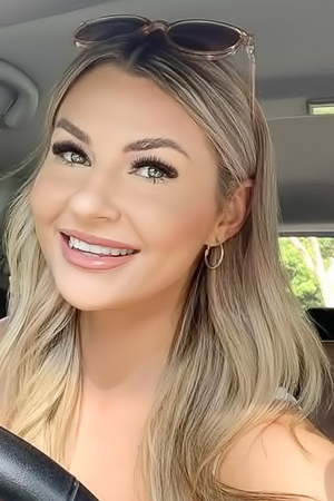 Jessika Saul Busty Amateur Aussie Babe porn pics gallery