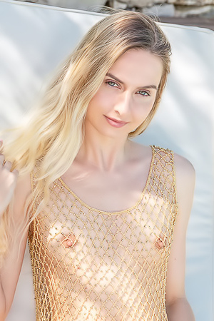 White Skinned Girl Emily Swan Sunbathing