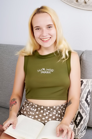 Loli Pop In Wet On Couch