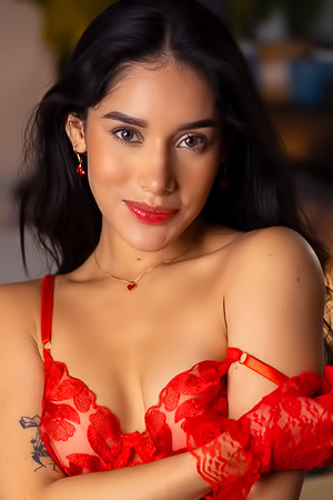 Carolina Guerrero In Crimson Reverie