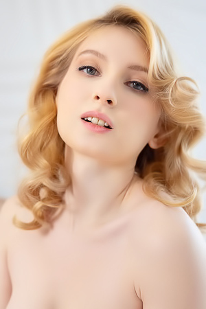 Minnie Lighter Teases Bare Skin As She Squeezes Ripe Nipples And Rides Passionate Fingers To Ecstasy