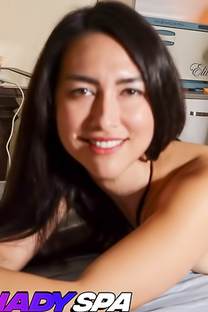 Isabel Love Tenderly Explores Sensual Spa Massages