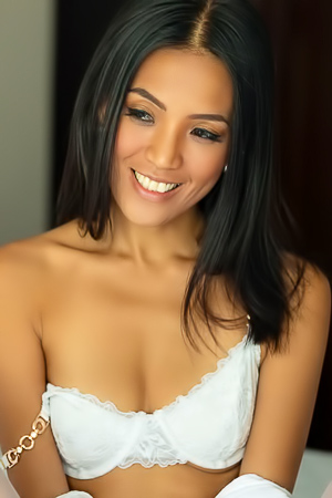 Donnabelle Tantalizes With A Slow Reveal And Seductiveanty