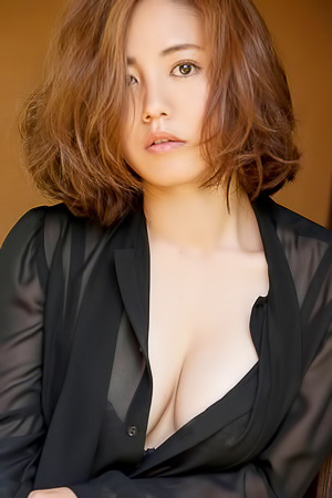 Busty Asian Beauty Sayaka Isoyama Via SexAsian18