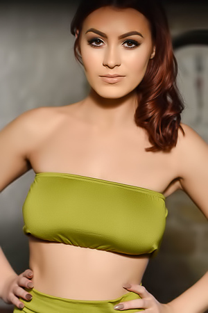 Summer St. Claire Peels Off Her Sexy Green Dress porn pic gallery